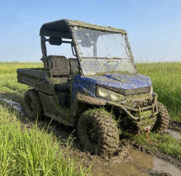 73.6V 4WD Yoldankənar UTV EPS Sükan 20KW Pik Gücü 80-100km
