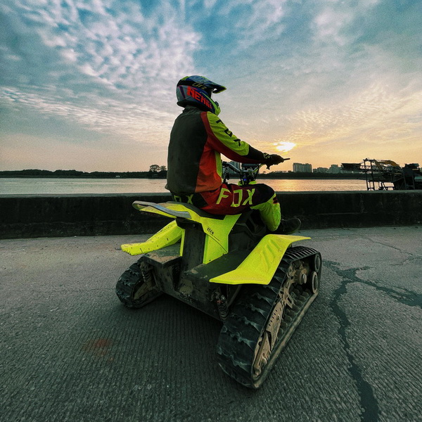 Ekstremal şərtlər üçün ikili yollu və ikili mühərrikli yüksək torklu 72V elektrik ATV